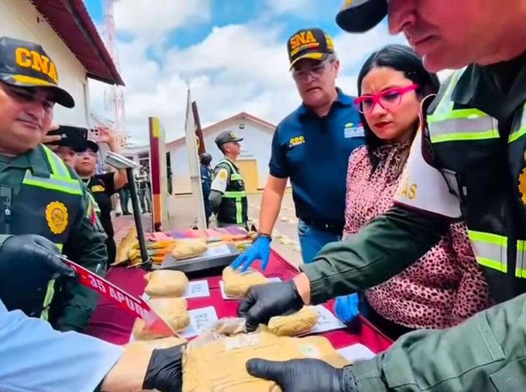 Los 433 kilos de súper marihuana fueron hallados en un fundo en Apure