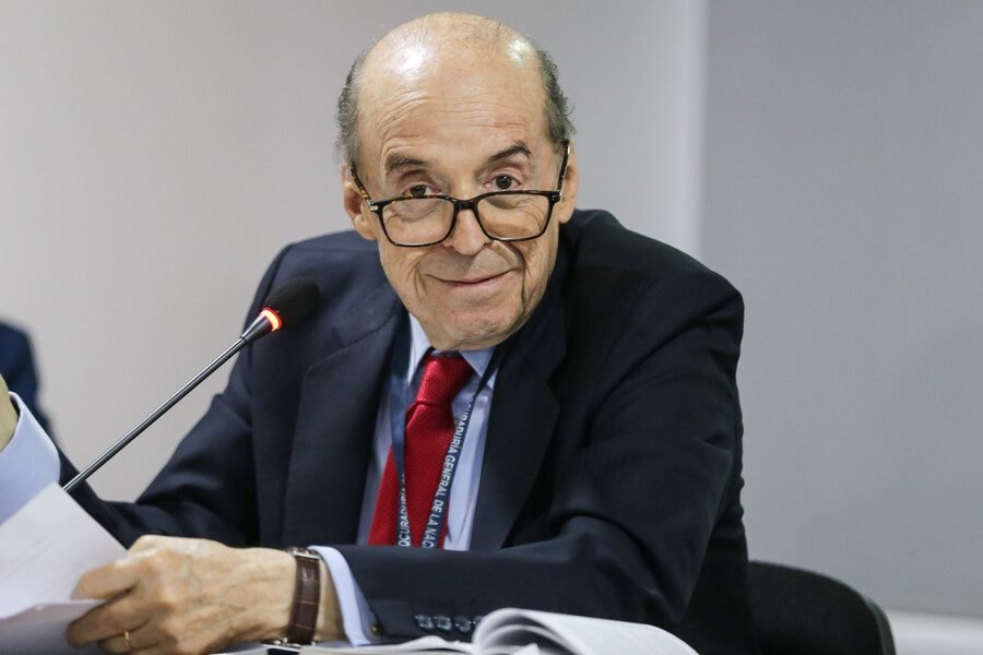 Confirman destitución e inhabilidad por 10 años contra excanciller colombiano Álvaro Leyva