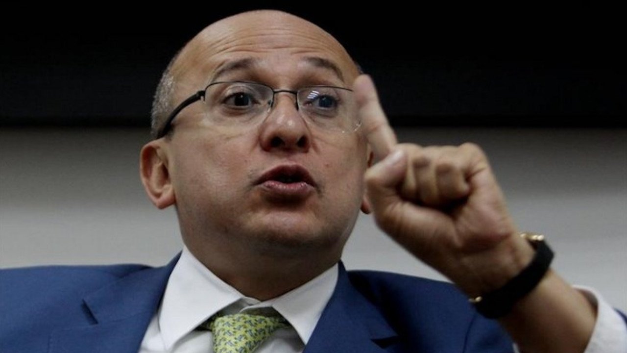 Exfiscal Eduardo Montealegre generó polémica tras la declaración Petro