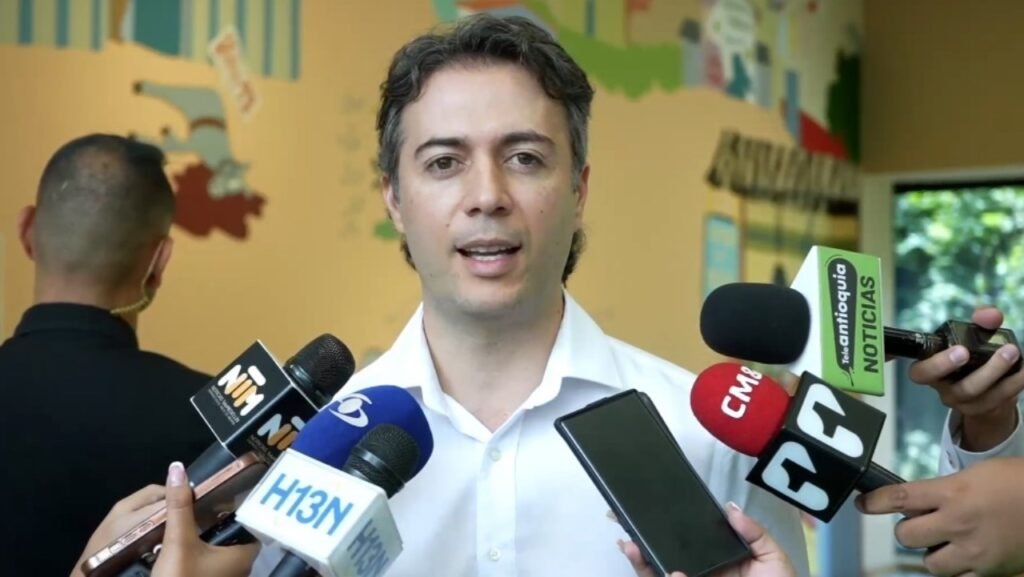 Quintero se baja del bus y ya no quiere participar de la consulta del Pacto Histórico: ¿Sintió que perdería?