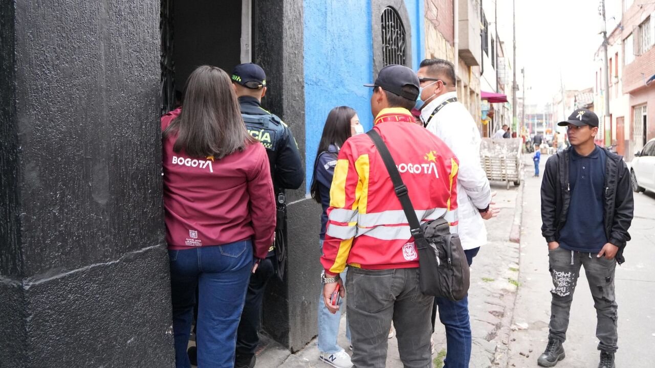 ¡Mano dura en el centro de Bogotá! Sellan pagadiario en San Bernardo tras detectar irregularidades