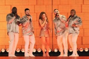 Shakira y Grupo Niche sorprendieron al cantar salsa a dúo en el estadio Pascual Guerrero de Cali