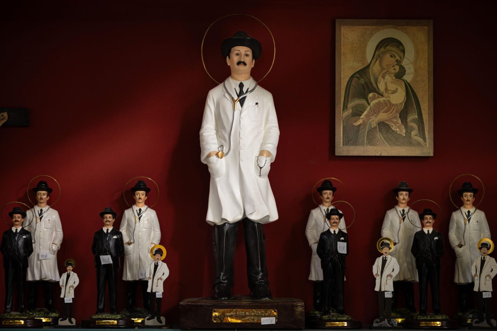 La sala de Caracas donde el doctor José Gregorio Hernández "opera sin bisturí"