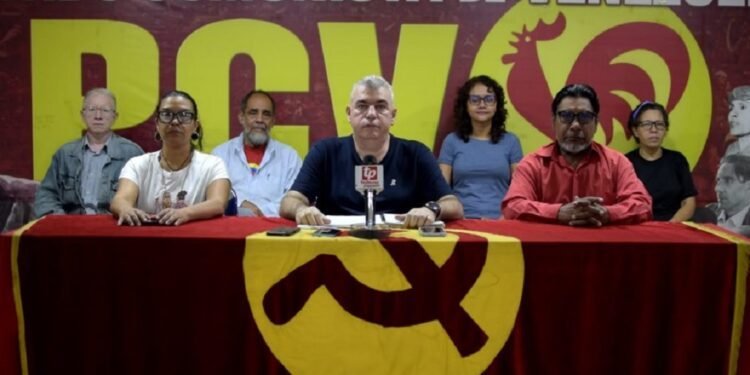 PCV exige a Maduro construir una salida política ante la amenaza militar de EEUU